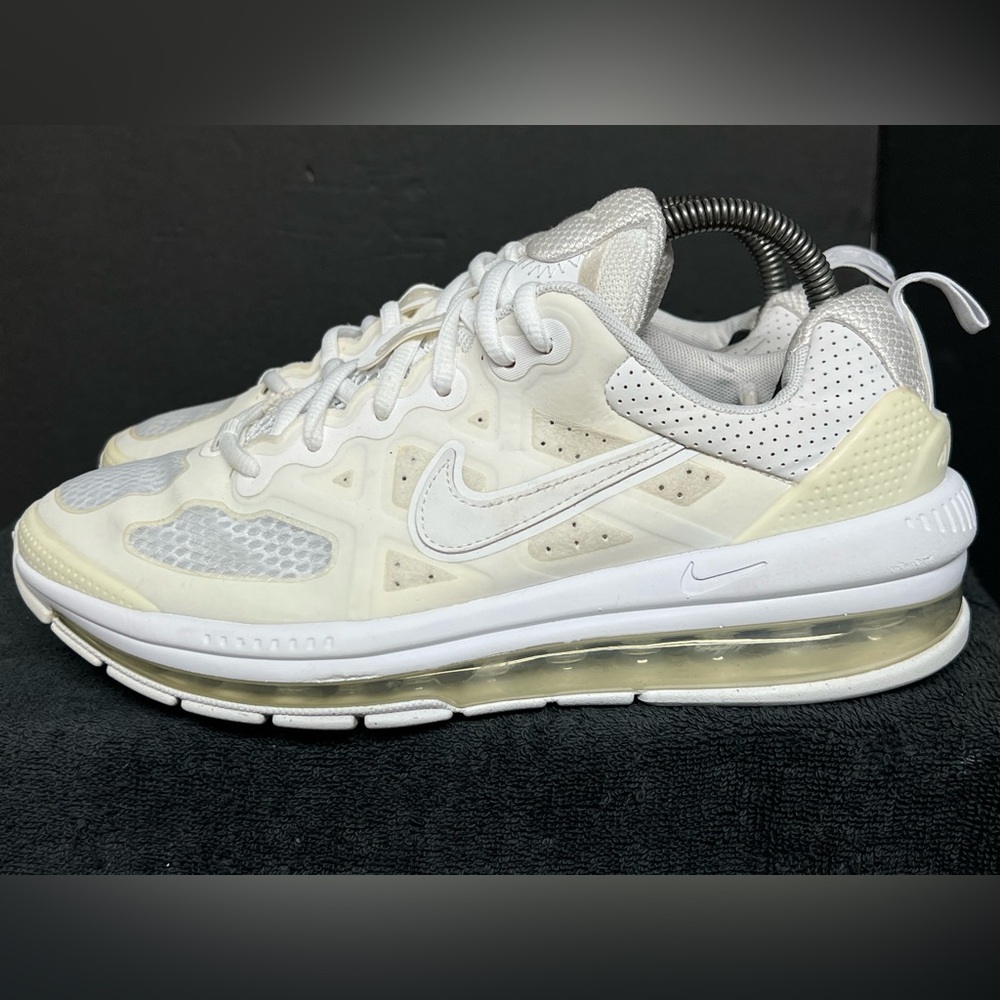 [CZ4652-104] Youth Nike Air Max Genome (GS) 7Y Women 8.5